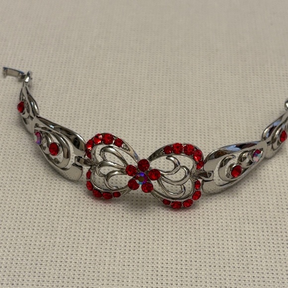 Rhinestone Jewelry Collection Red and Silver Women's Bracelet 7” EUC - Picture 10 of 10